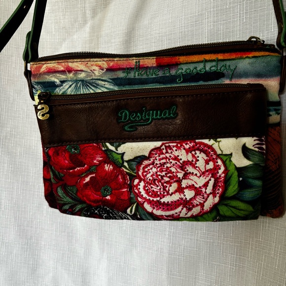 DESIGUAL crossbody purse - Picture 3 of 13